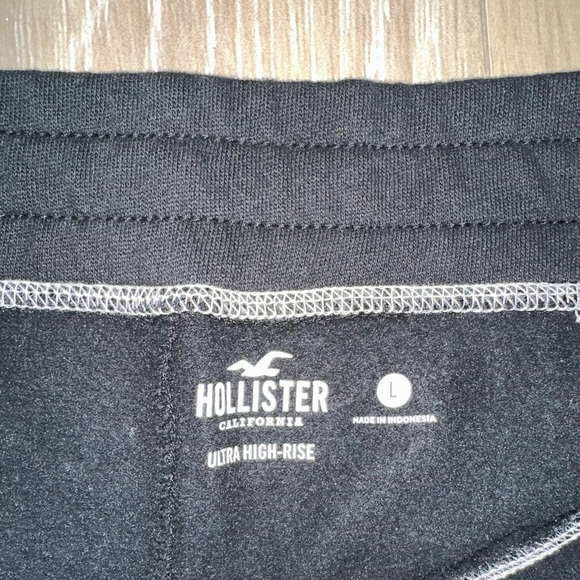 Hollister wide leg sweatpants - Picture 3 of 3